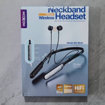 MX-WL64 MOXOM MAGNETIC WIRELESS NECKBAND HEADSET