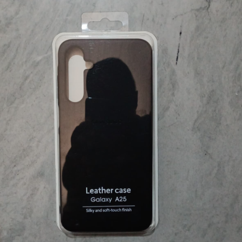 HONOR 50 | NOVA 9 LEATHER CASE SILKY AND SOFT-TOUCH FINISH