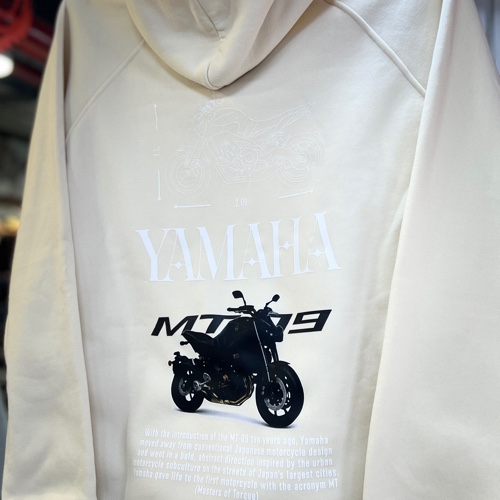 Buzo Yamaha MT09