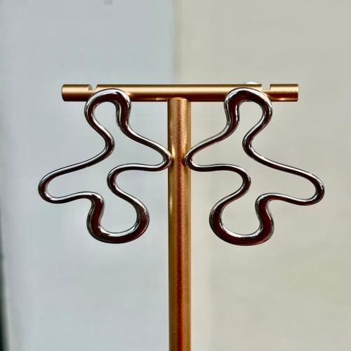 Silver curly open earrings