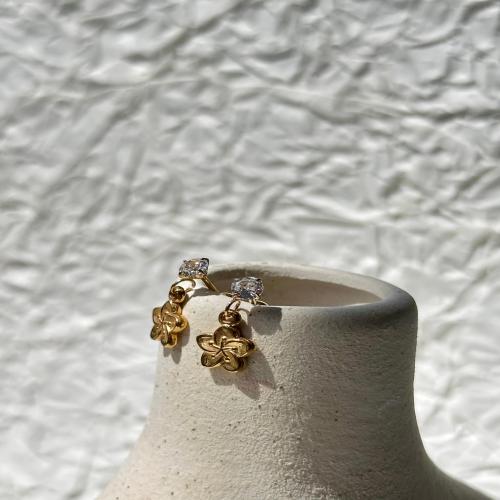 Bold flower stones earrings